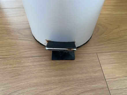 Photo of free Small pedal bin (S7 Nether Edge) #3