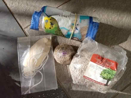 Photo of free Bird grit and budgie food (Royal Leamington Spa CV31) #1