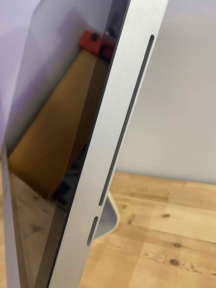 Photo of free iMac Desktop Computer (AL4) #4