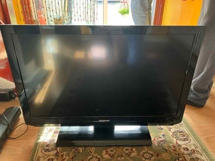 Photo of free 34 inch TV (Stevenage SG1) #1