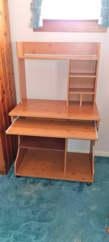 Photo of free Computer or craft desk (Fraserburgh AB43) #1