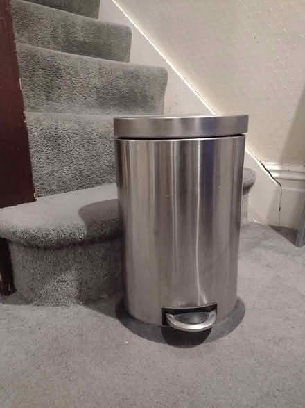 Photo of free Small pedal bin (Iffley Road OX4) #1