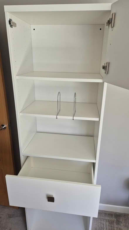 Photo of free IKEA Besta Cabinet in White (Kidlington OX5) #2