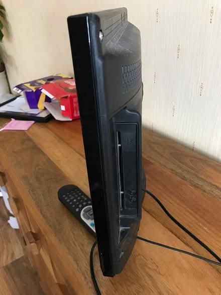 Photo of free 22" TV c/w integral DVD player x 2 (Bridlington YO16) #2