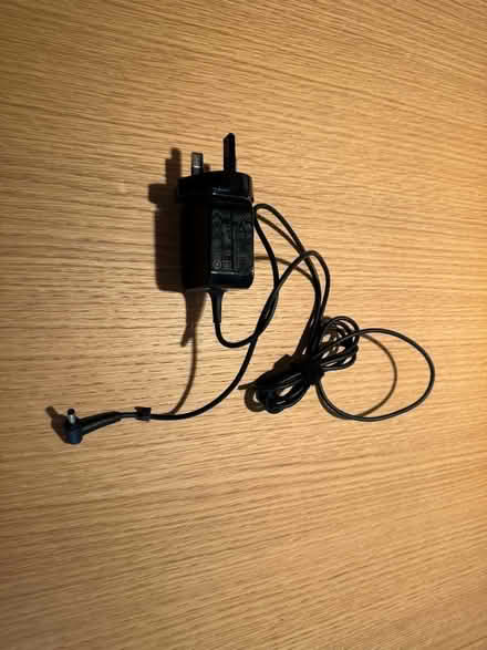 Photo of free ASUS 33W DC Power Adaptor, for Laptops, Wifi Routers, etc. (Queenstown Road SW11) #1