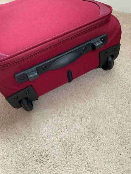 Photo of free Small cabin suitcase (Odd down) #3
