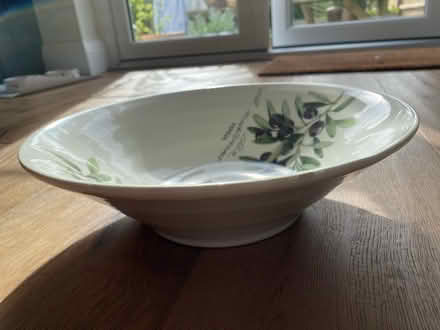 Photo of free Ceramic Bowl (Worcester WR3) #2