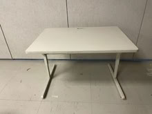 Photo of free desk (Sunnyvale, near Mary & Evelyn) #3