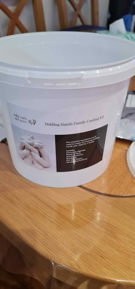 Photo of free Holding Hands Family Casting Kit (Kempshott RG22) #1