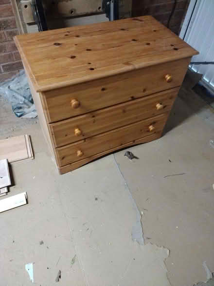 Photo of free Chest of drawers (Houghton Regis) #1
