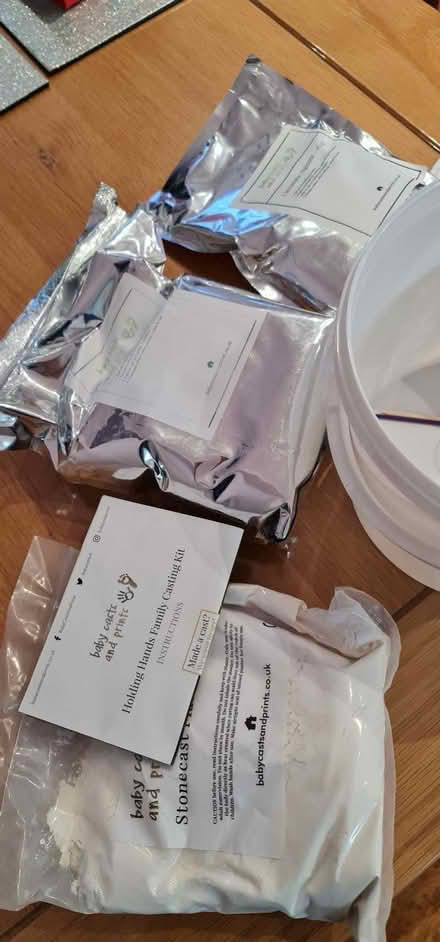 Photo of free Holding Hands Family Casting Kit (Kempshott RG22) #2