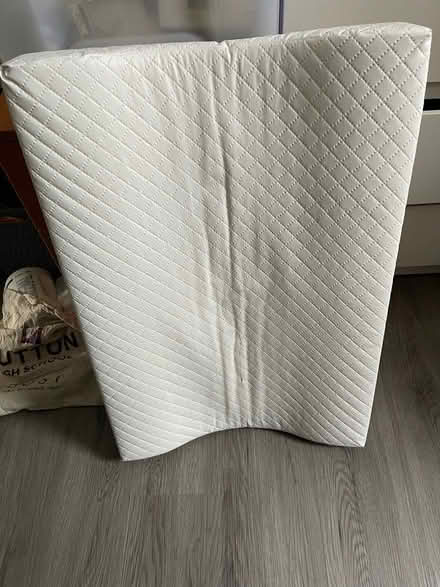 Photo of free Changing mat (SM5) #1