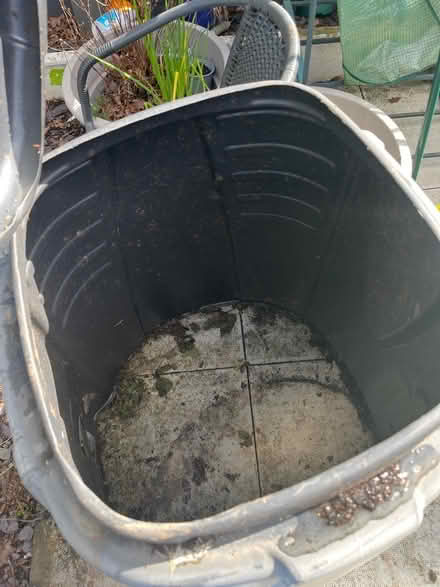 Photo of free Compost bin (Malvern, WR14) #3