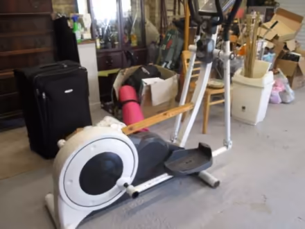 Photo of free Reebok cross trainer. (Innsworth GL3) #1