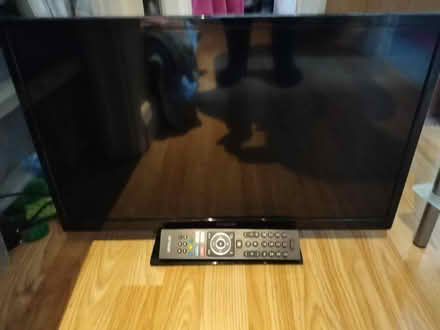 Photo of free Unsar smart tv (TN37 Hastings) #1