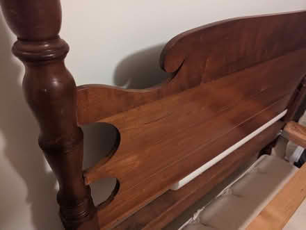 Photo of free Vintage pencil-post double bed (Ashburn Farm) #2
