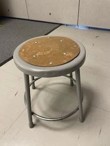 Photo of free stool (Sunnyvale, near Mary & Evelyn) #1
