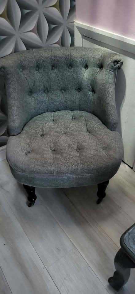 Photo of free Coffee table, chair & 15 used gift bags (Huyton Quarry L36) #2