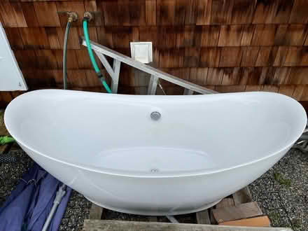 Photo of free Deep Oval Freestanding Bathtub (Madrona) #1