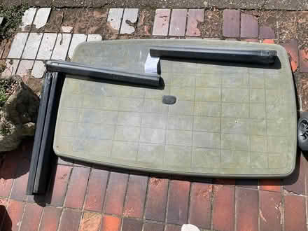 Photo of free Garden table (PE2) #1