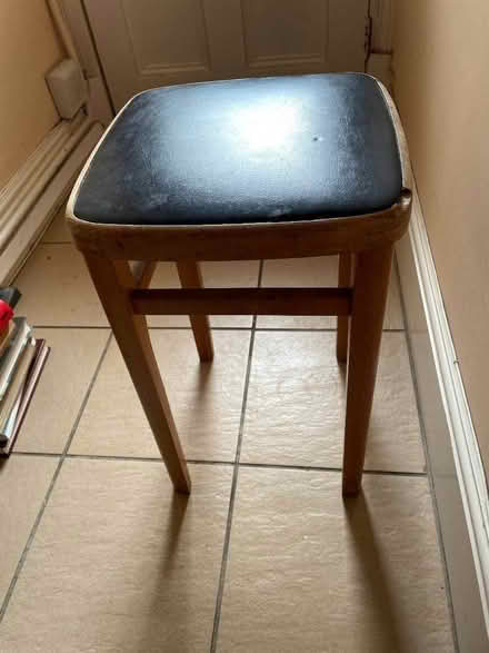 Photo of free High stool (Loughborough LE11) #1