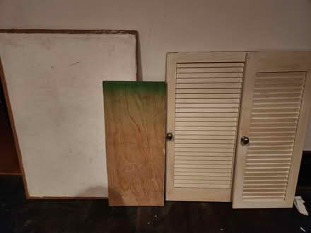 Photo of free pieces of wood (SE2) #1