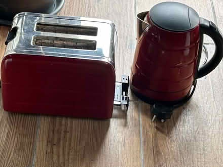 Photo of free Kettle and toaster (Dublin 18) #1