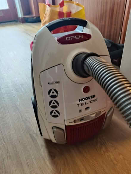 Photo of free Telios Hoover with retractable wire (NG8) #1