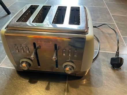 Photo of free Toaster (Greaves LA1) #1