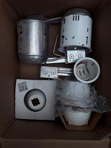 Photo of free Recessed "Can" Lights (Lincoln Park 20002) #1