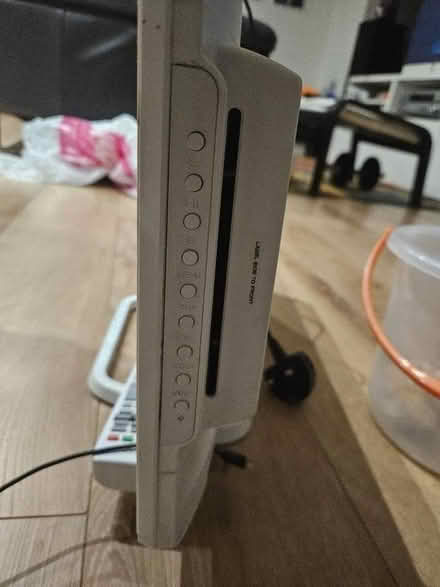 Photo of free 21inch Tv (Thamesmead, SE28) #3