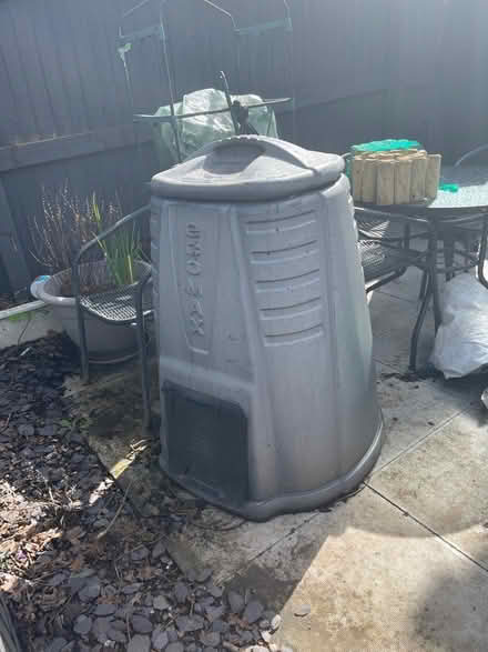 Photo of free Compost bin (Malvern, WR14) #1