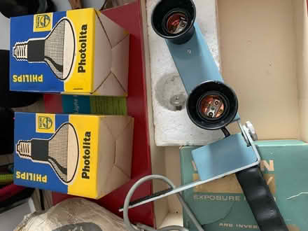 Photo of free Cine Light bar and bulbs (SS14 Fryerns Basildon) #1