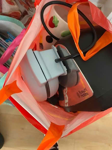 Photo of free Extra stuff all working order (TW3) #2