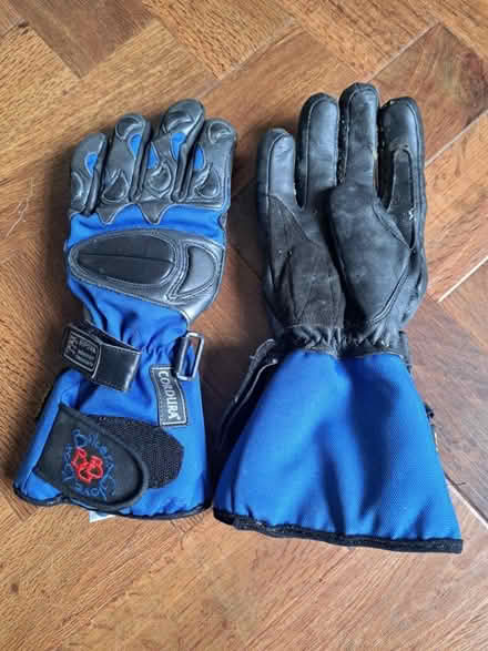 Photo of free Small child's motorcycle gloves (Leigh on Sea SS9) #1