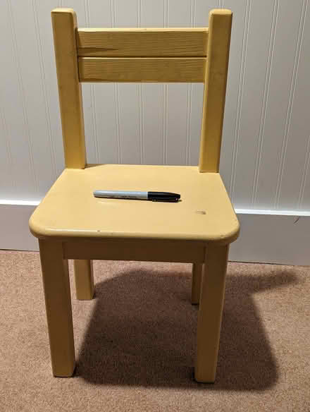 Photo of free Tiny chair (Lake City/Cedar Park) #1
