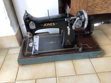 Photo of free Sewing machine (Goring-by-Sea BN12) #1