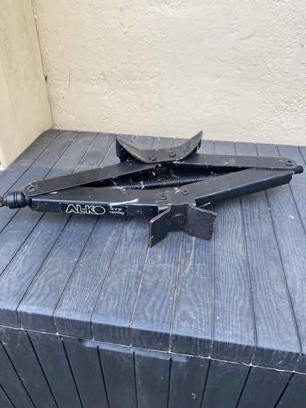 Photo of free Scissor Jack (WR14 (Barnards Green)) #1