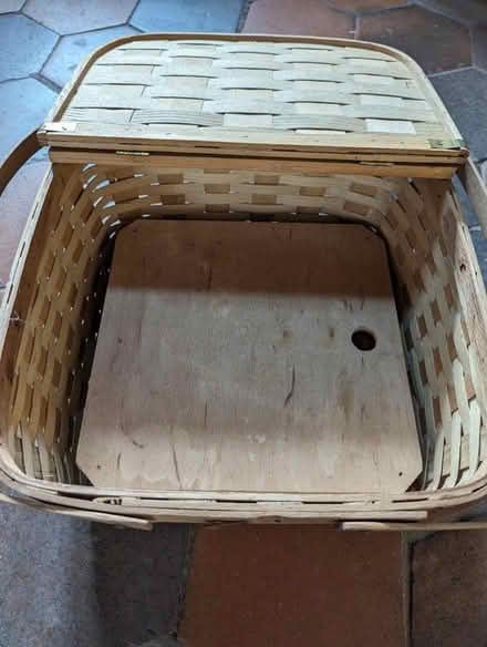 Photo of free Wicker basket (Hatchford, nr Cobham KT11) #2