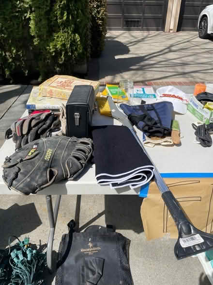 Photo of free table (Crescent Park, Palo Alto) #4
