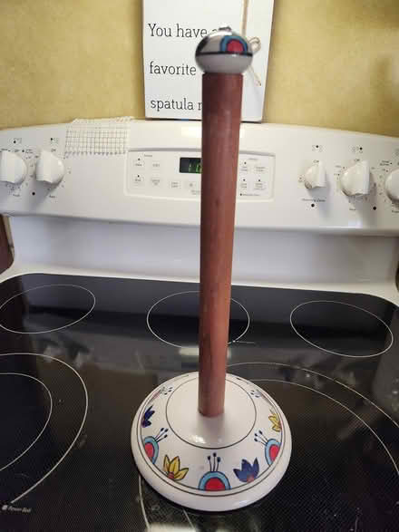 Photo of free Paper towel holder (Allen Park) #1