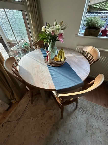 Photo of free Pine dinging table (GU21 4) #2