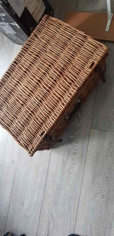 Photo of free picnic basket (Dukinfield) #1