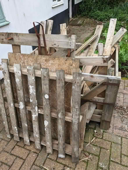 Photo of free Scrap wood (Banham nr16) #1