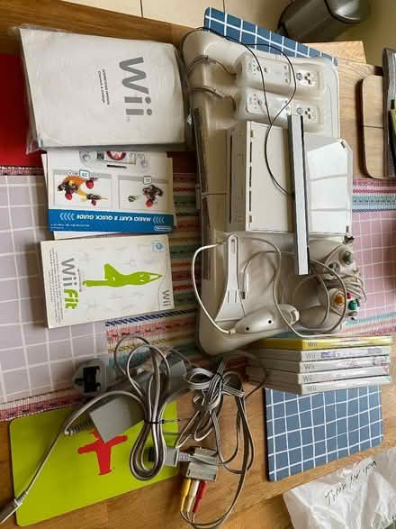 Photo of free Nintendo Wii bundle (Formby L37) #3