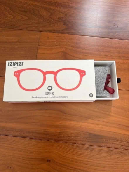 Photo of free IZIPIZI reading glasses (Welwyn Garden City) #1