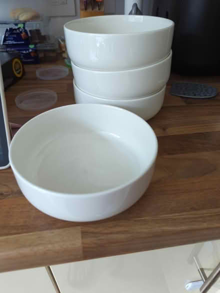 Photo of free New bowls x4 (Kennington SE11) #3