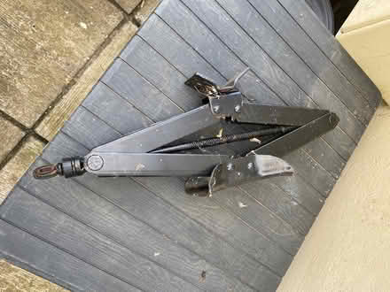 Photo of free Scissor Jack (WR14 (Barnards Green)) #2