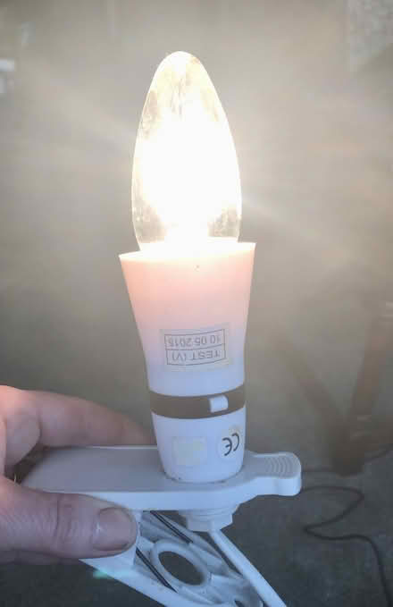 Photo of free A clip on light (L15 Wavertree) #1