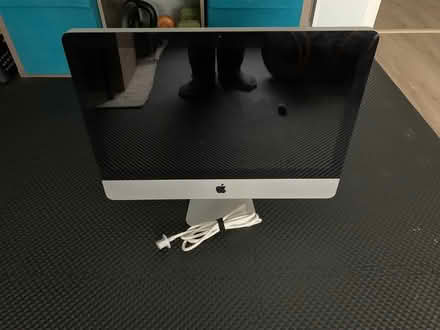Photo of free 2011 iMac WITHOUT hard drive (Hopewell Junction, New York) #2